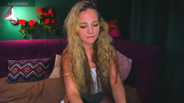 EvaMoran online show from 02/09/25, 05:19