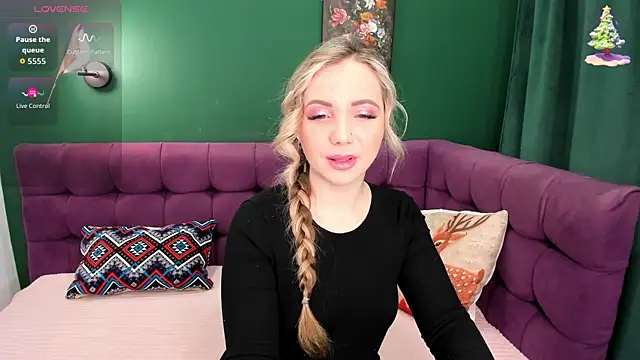 EvaMoran online show from 03/18/26, 01:42