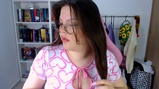 Gabiwaifu online show from 11/23/25, 08:52