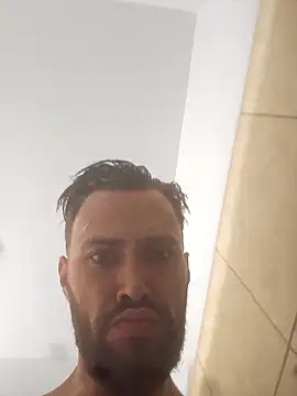 Snapshot of SquirtInACupandDrinkSome chatting on 10/18/25, 04:37 SquirtInACupandDrinkSome online show from 10/18/25, 04:37