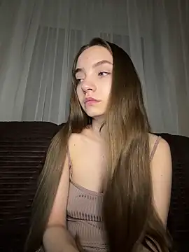 Snapshot of BarbaraFantasy chatting on 10/18/25, 09:37 BarbaraFantasy online show from 10/18/25, 09:37