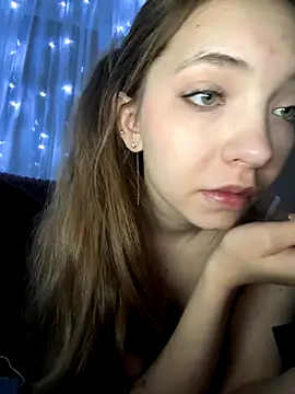 Snapshot of BarbaraFantasy chatting on 11/17/25, 09:20 BarbaraFantasy online show from 11/17/25, 09:20