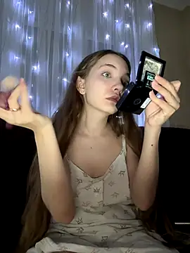 Snapshot of BarbaraFantasy chatting on 11/28/25, 09:17 BarbaraFantasy online show from 11/28/25, 09:17