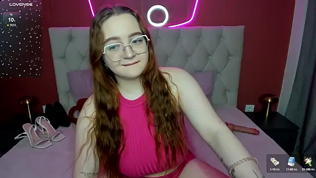 Snapshot of Emma_adorablle chatting on 02/09/25, 04:36 Emma adorablle online show from 02/09/25, 04:36