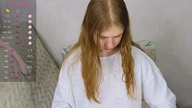 TrissMerigold9 online show from 02/14/25, 11:20