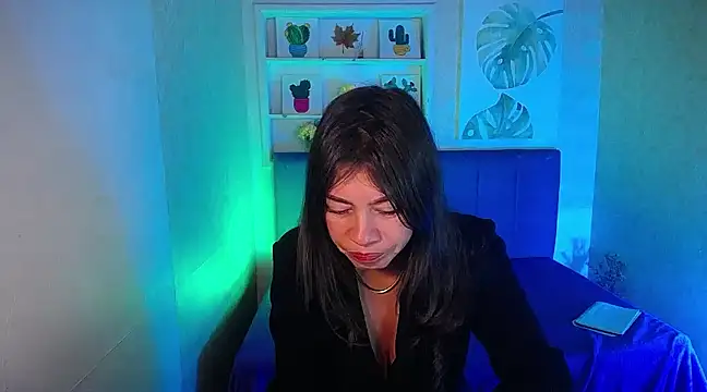 AnnaliOlsenX online show from 02/23/25, 09:11