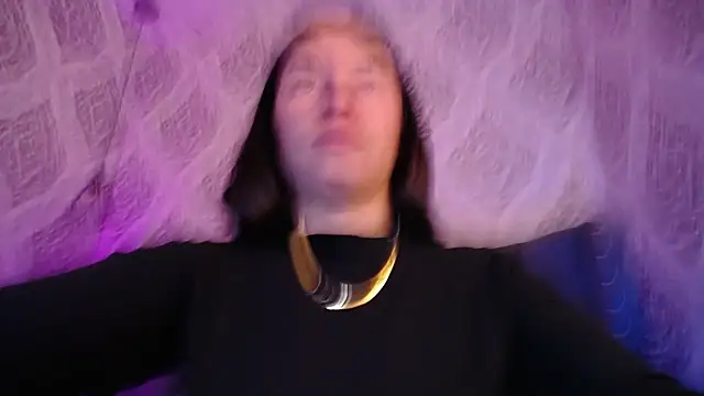 AnnaliOlsenX online show from 10/04/25, 03:26