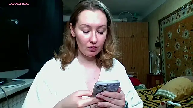 AnnaXLovers online show from 01/30/25, 06:56