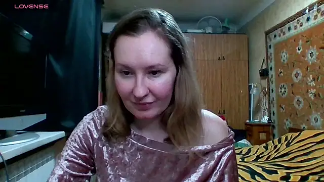 AnnaXLovers online show from 03/04/25, 01:06