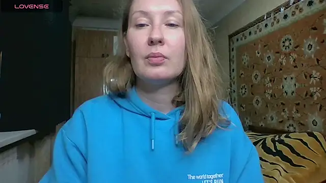 AnnaXLovers online show from 10/14/25, 02:18