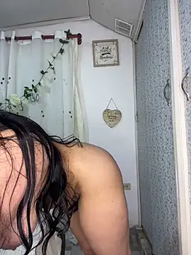 Snapshot of JazminTaylor chatting on 01/02/25, 07:01 JazminTaylor online show from 01/02/25, 07:01