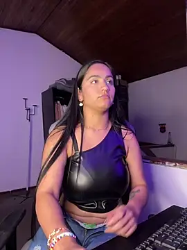 Snapshot of JazminTaylor chatting on 02/18/25, 11:41 JazminTaylor online show from 02/18/25, 11:41