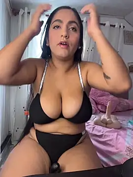 Snapshot of JazminTaylor chatting on 11/30/25, 06:23 JazminTaylor online show from 11/30/25, 06:23