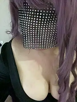 Snapshot of matmazel7777 chatting on 01/02/25, 12:23 matmazel7777 online show from 01/02/25, 12:23