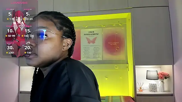 Snapshot of tamaraa_smiith chatting on 10/27/25, 07:40 tamaraa smiith online show from 10/27/25, 07:40