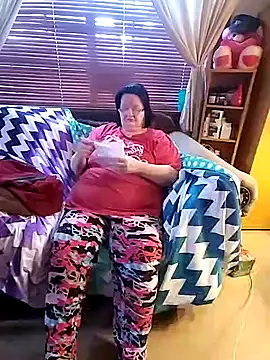 Snapshot of Bayou_Woman68 chatting on 07/28/26, 04:39 Bayou Woman68 online show from 07/28/26, 04:39