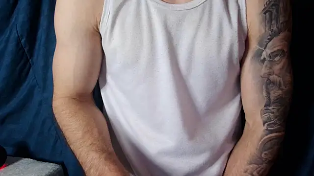 Snapshot of Kenner_fox77 chatting on 12/27/24, 07:18 Kenner fox77 online show from 12/27/24, 07:18