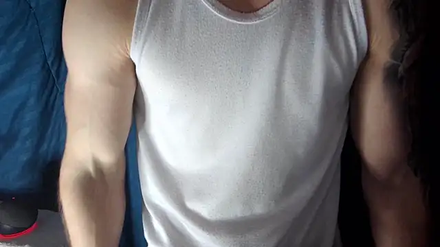 Snapshot of Kenner_fox77 chatting on 12/28/24, 08:36 Kenner fox77 online show from 12/28/24, 08:36