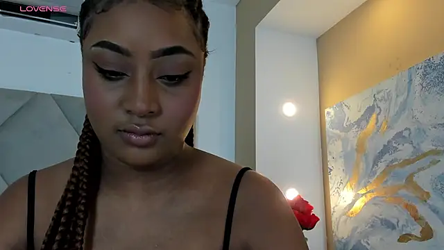 Snapshot of Adelehottman chatting on 02/18/25, 08:14 Adelehottman online show from 02/18/25, 08:14