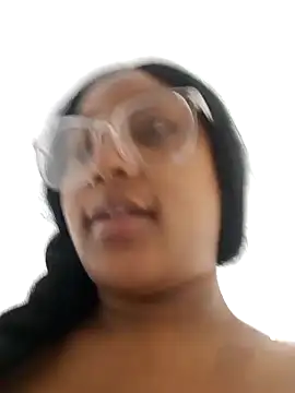 Snapshot of Adelehottman chatting on 10/01/25, 12:33 Adelehottman online show from 10/01/25, 12:33