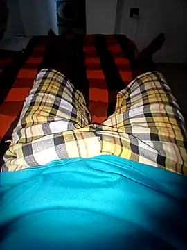 Snapshot of alanjoyoo chatting on 04/26/26, 10:13 alanjoyoo online show from 04/26/26, 10:13