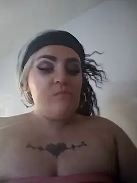 TiahhMarie online show from 01/16/26, 04:49