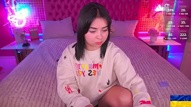 Snapshot of SusieWood chatting on 02/23/26, 08:50 SusieWood online show from 02/23/26, 08:50