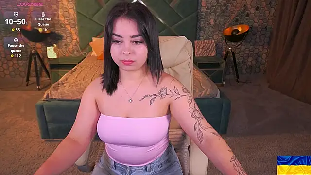 Snapshot of SusieWood chatting on 03/12/26, 09:10 SusieWood online show from 03/12/26, 09:10