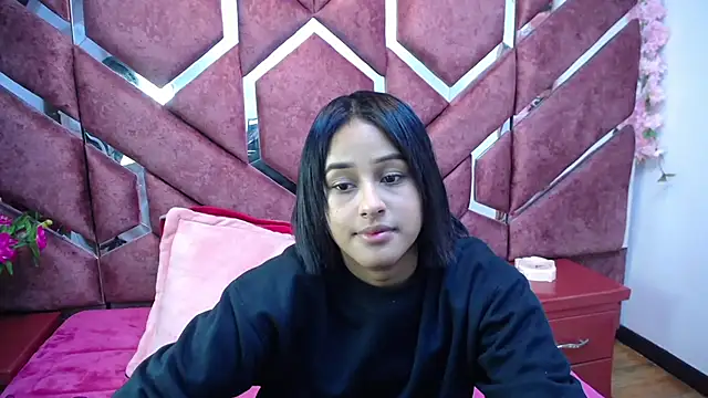 Snapshot of milly_print chatting on 02/14/25, 02:50 milly print online show from 02/14/25, 02:50