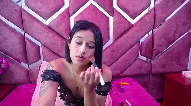 Snapshot of milly_print chatting on 03/01/25, 06:03 milly print online show from 03/01/25, 06:03