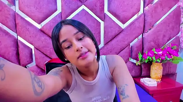 Snapshot of milly_print chatting on 03/11/25, 02:43 milly print online show from 03/11/25, 02:43