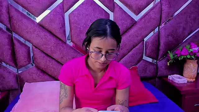 Snapshot of milly_print chatting on 03/13/25, 02:49 milly print online show from 03/13/25, 02:49