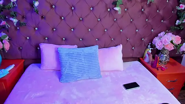 Snapshot of milly_print chatting on 09/17/25, 03:30 milly print online show from 09/17/25, 03:30