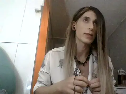 Snapshot of VanillaSeXy chatting on 09/10/25, 09:26 VanillaSeXy online show from 09/10/25, 09:26