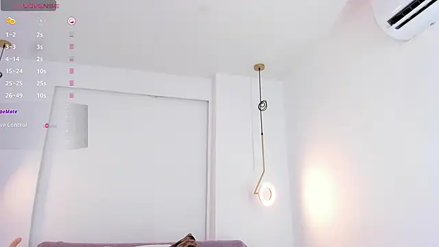 Snapshot of _huge_boobs_ebony chatting on 02/02/25, 10:17 huge boobs ebony online show from 02/02/25, 10:17