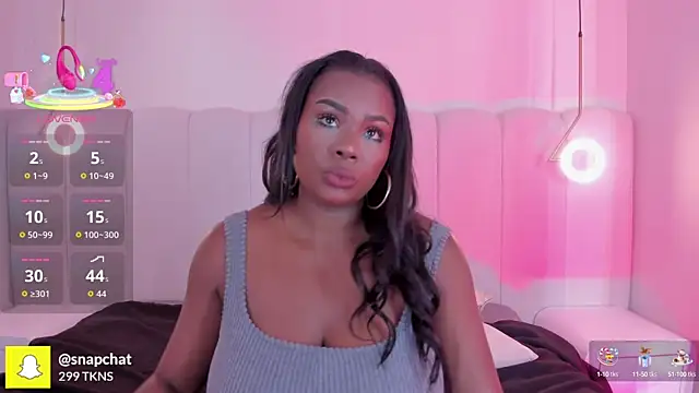 Snapshot of _huge_boobs_ebony chatting on 10/02/25, 07:21 huge boobs ebony online show from 10/02/25, 07:21