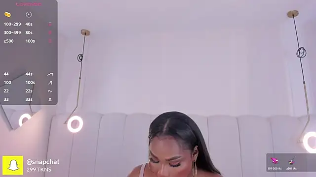 Snapshot of _huge_boobs_ebony chatting on 10/18/25, 07:25 huge boobs ebony online show from 10/18/25, 07:25