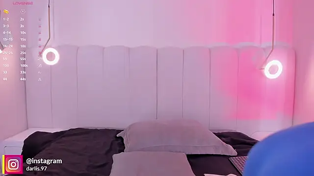 Snapshot of _huge_boobs_ebony chatting on 10/29/25, 07:26 huge boobs ebony online show from 10/29/25, 07:26