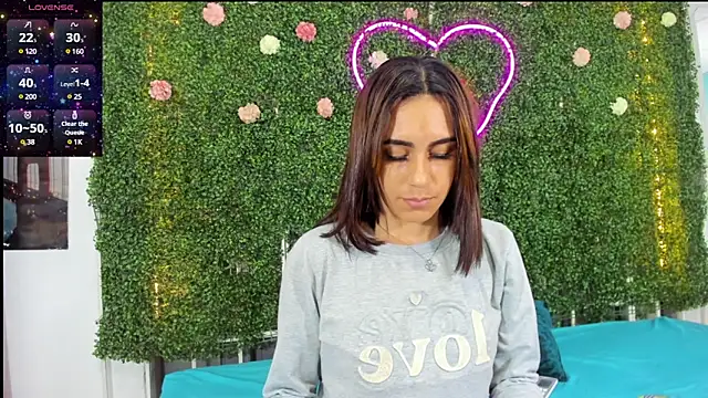 emy 0 online show from 01/11/25, 03:13