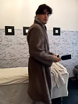 Snapshot of casalzuca chatting on 11/21/25, 11:53 casalzuca online show from 11/21/25, 11:53