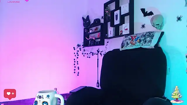 Snapshot of Ash_gusbig chatting on 12/20/24, 03:14 Ash gusbig online show from 12/20/24, 03:14