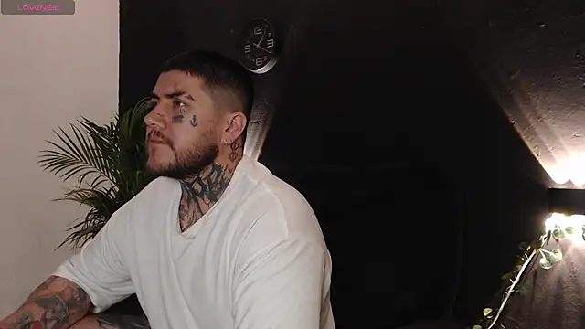 Snapshot of Ash_gusbig chatting on 02/11/25, 03:08 Ash gusbig online show from 02/11/25, 03:08