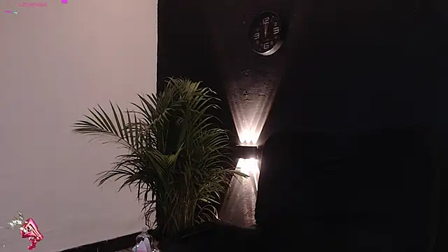 Snapshot of Ash_gusbig chatting on 02/21/25, 03:34 Ash gusbig online show from 02/21/25, 03:34