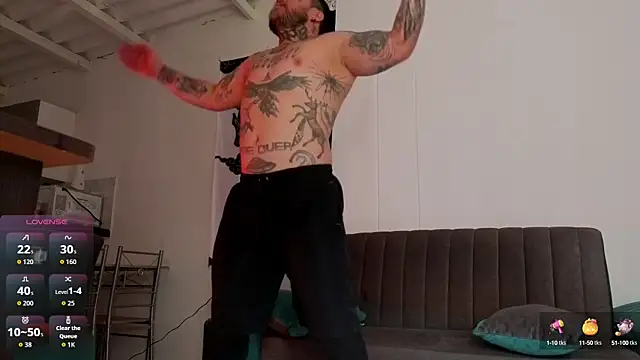 Snapshot of Ash_gusbig chatting on 10/27/25, 03:27 Ash gusbig online show from 10/27/25, 03:27