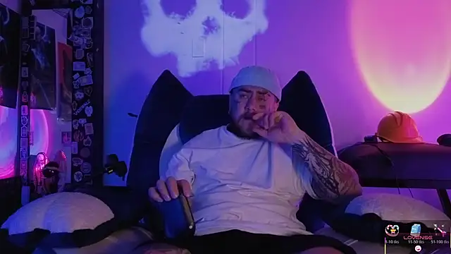 Snapshot of Ash_gusbig chatting on 12/20/25, 03:46 Ash gusbig online show from 12/20/25, 03:46