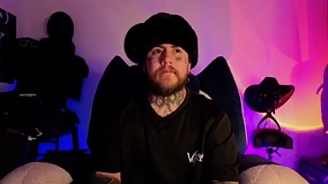 Snapshot of Ash_gusbig chatting on 03/04/26, 03:45 Ash gusbig online show from 03/04/26, 03:45