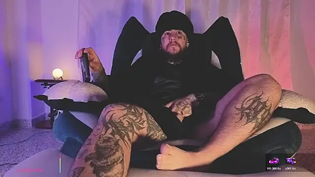 Snapshot of Ash_gusbig chatting on 04/03/26, 02:20 Ash gusbig online show from 04/03/26, 02:20