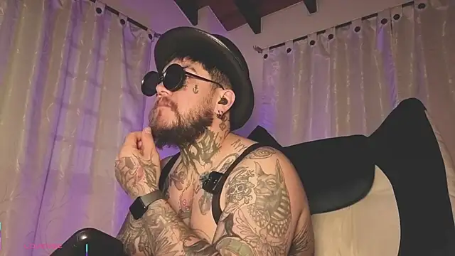 Snapshot of Ash_gusbig chatting on 04/12/26, 03:22 Ash gusbig online show from 04/12/26, 03:22