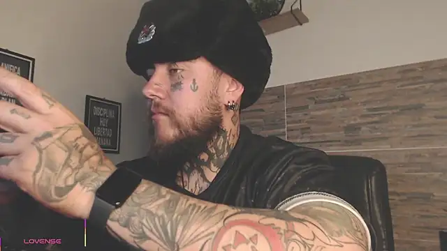Ash gusbig online show from 05/27/26, 11:35