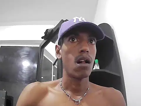 Snapshot of AlbertBigCock chatting on 03/17/26, 04:06 AlbertBigCock online show from 03/17/26, 04:06